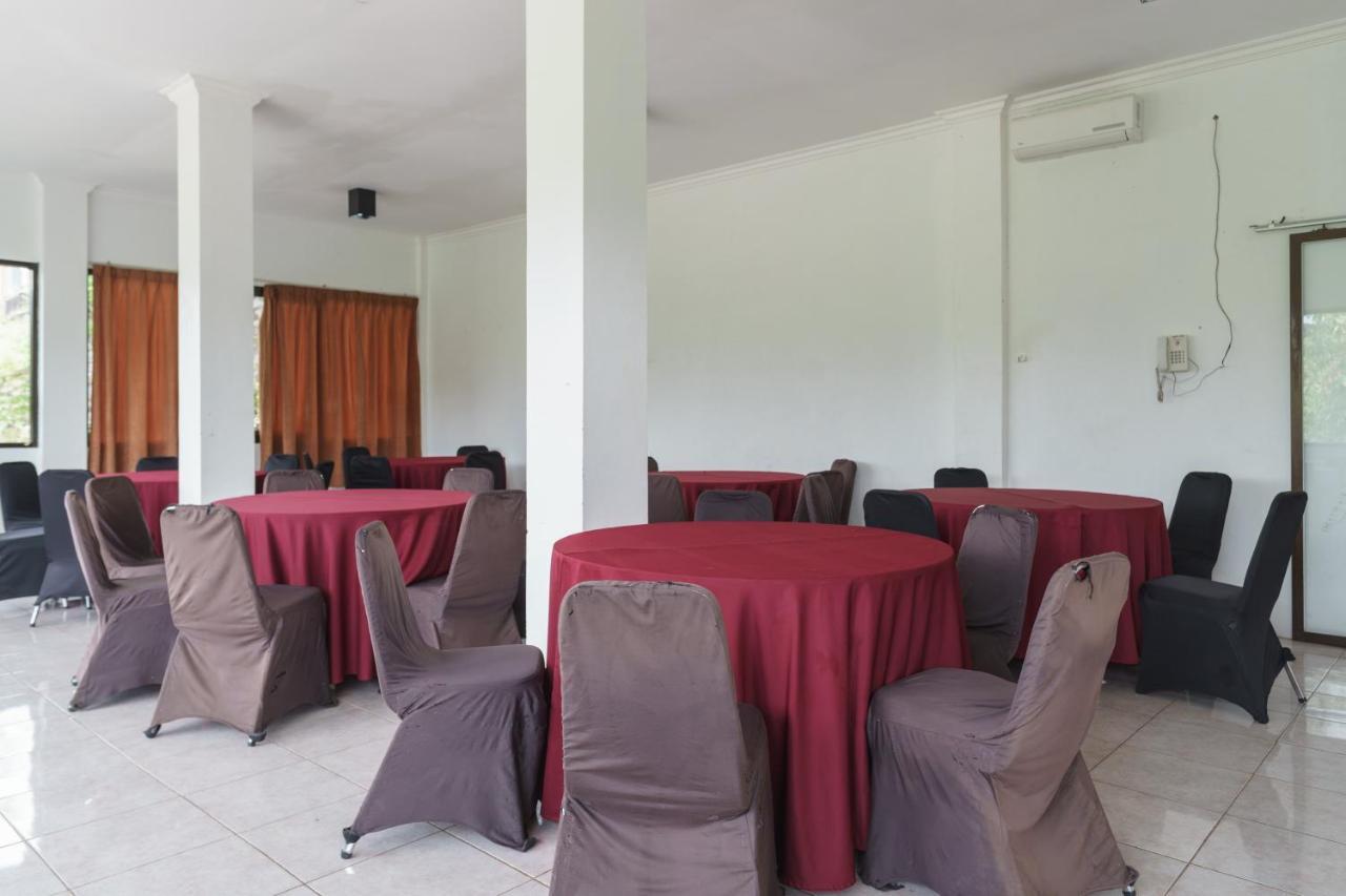 Reddoorz Plus At Hotel Negeri Baru Lodaya Puncak Bogor Exteriér fotografie